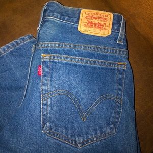 550 Relaxed Fit Levis Jeans